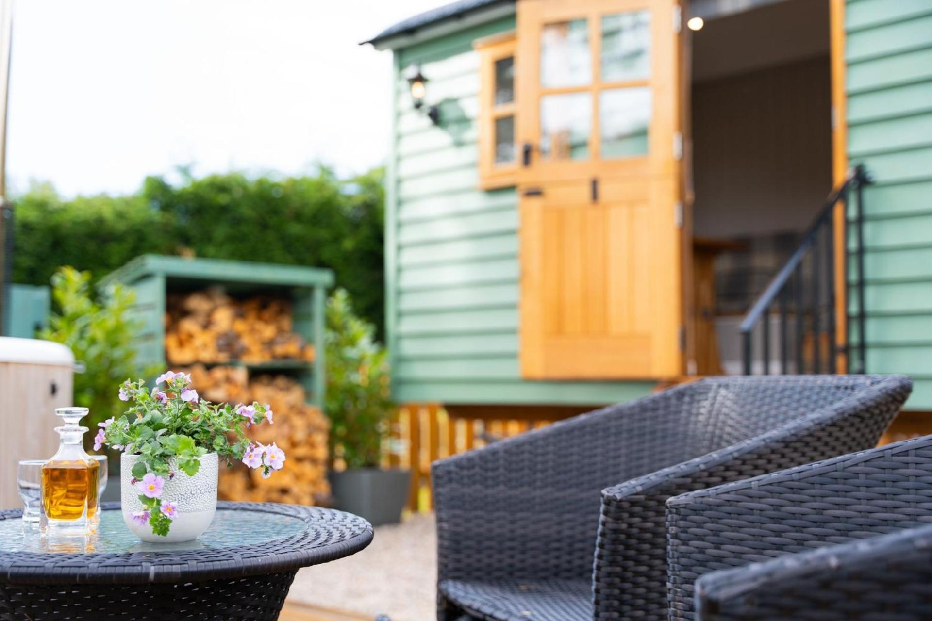 Driftwood & Hot Tub Villa Fort William Luaran gambar